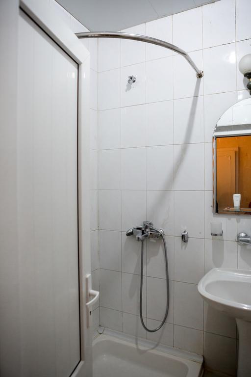 Hotel Mini Erévan Extérieur photo